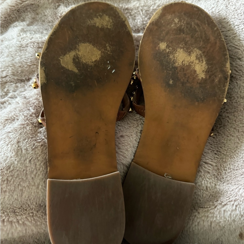 Coach Sandals with gold accents - Picture 6 of 6